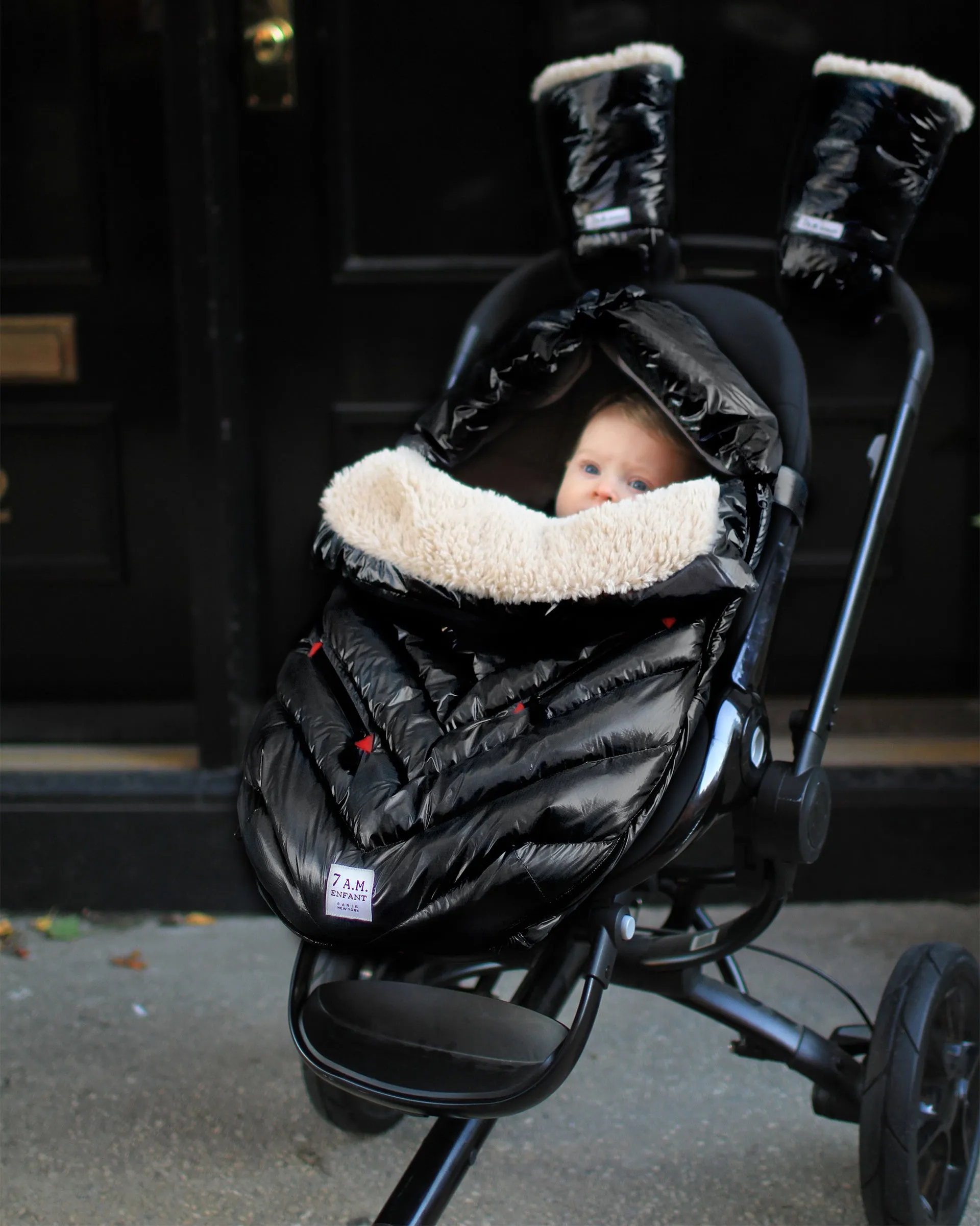 7AM Polar Igloo Black (0 to 12m)