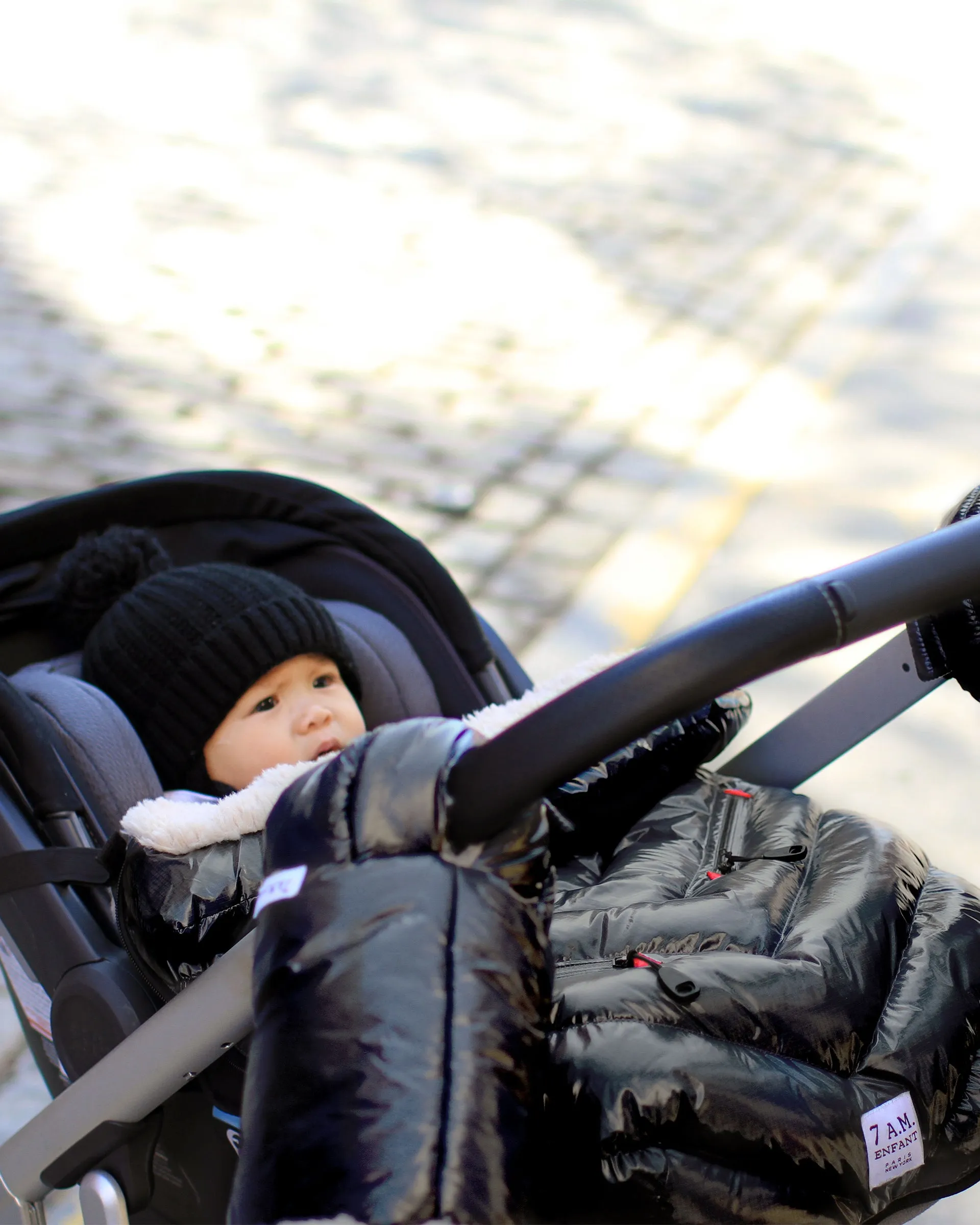7AM Polar Igloo Black (0 to 12m)