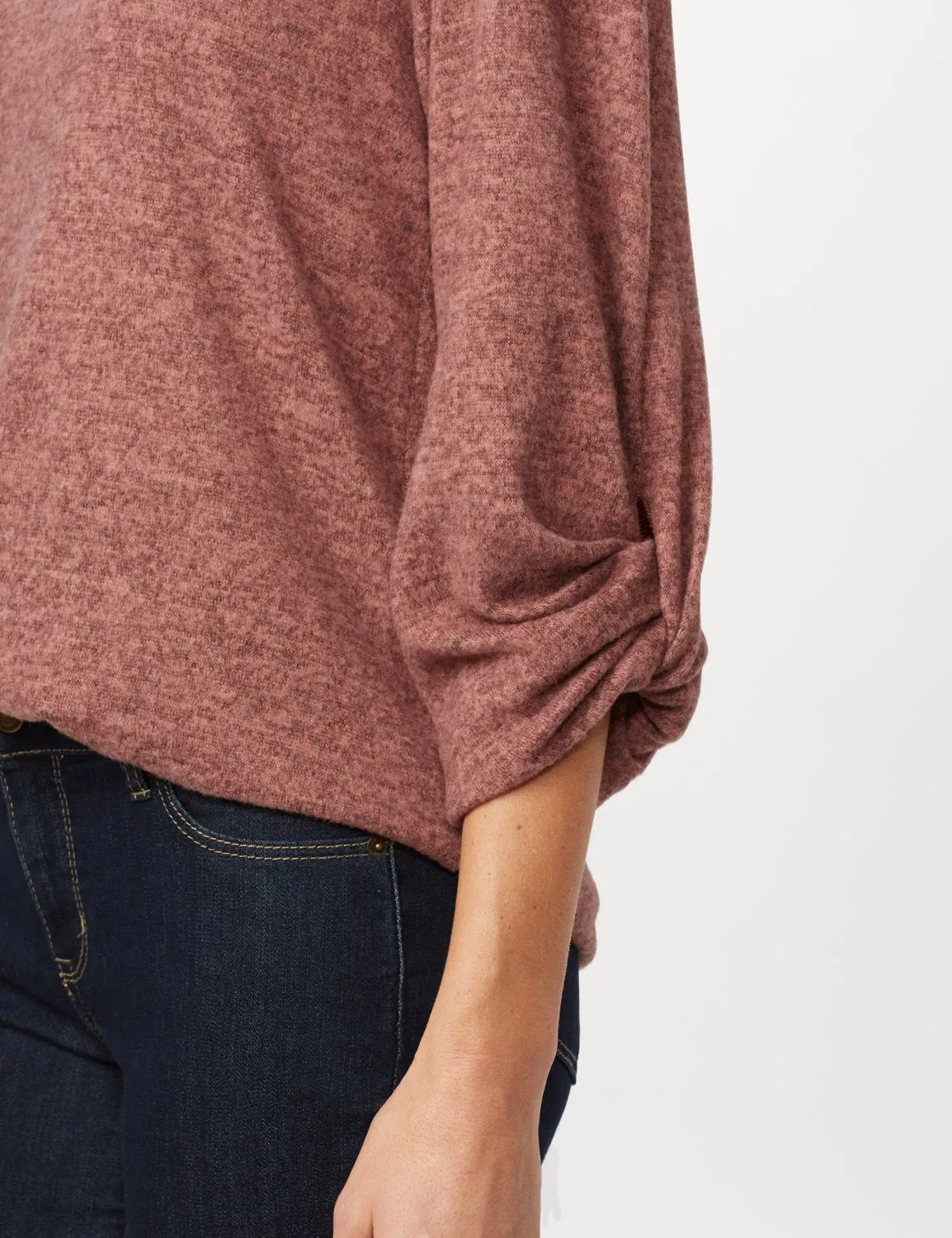 Twist Sleeve Scoop Neck Hacci with Shirttail