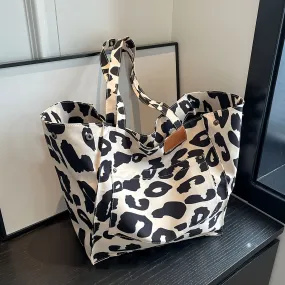 Uakiss Chic Leopard Print Tote Bag for Women - Spacious & Lightweight Oxford Fabric Shoulder Handbag with Phone Pocket, Perfect for Everyday Use
